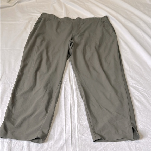 Athleta Pants Womens 18 Green  Brooklyn Mid Rise Ankle Pull On Performance - Picture 1 of 8